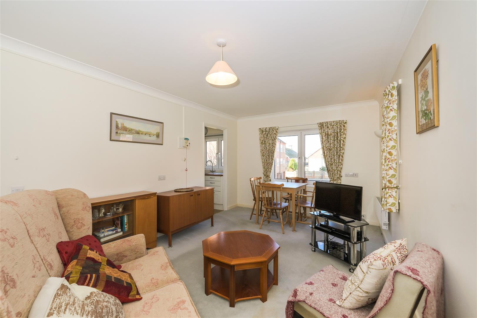 Henty Gardens, Chichester Charles Peck